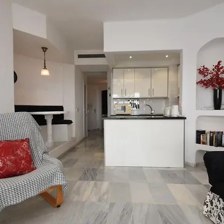 Club Atlantis 28 - One Bed Appartement *