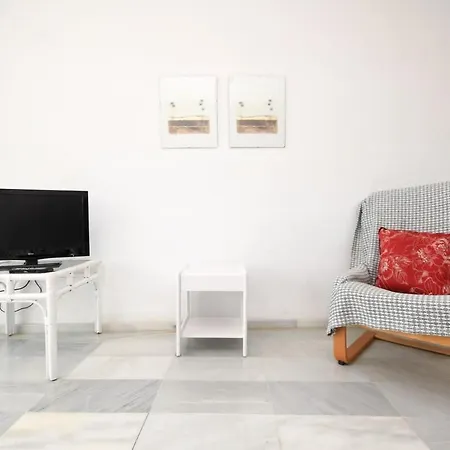 Club Atlantis 28 - One Bed *