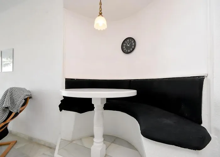 Club Atlantis 28 - One Bed أذيخي